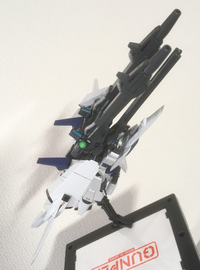 クルーザー形態インパルスはコアスプレンダー・チェストフライヤー・レッグフライヤーの3機に分離機能があるが、ライジングシルエット改装備では高機動・高推力に対する強度を確保する為に分離せず、ZGMF-X23S セイバーと同様の変形方法を取っている。上半身を180度反転させ、腕部を前面に突き出してシールドとロングビームライフルをマウントする。 サイドアーマーはチェストフライヤーの脇下部のフレームに接続してレッグフライヤーとの強度不足を補っている。