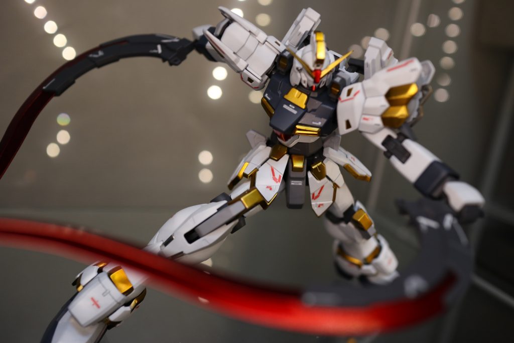 お気に入りの一枚です。単焦点レンズで撮ると味が出ていいですね