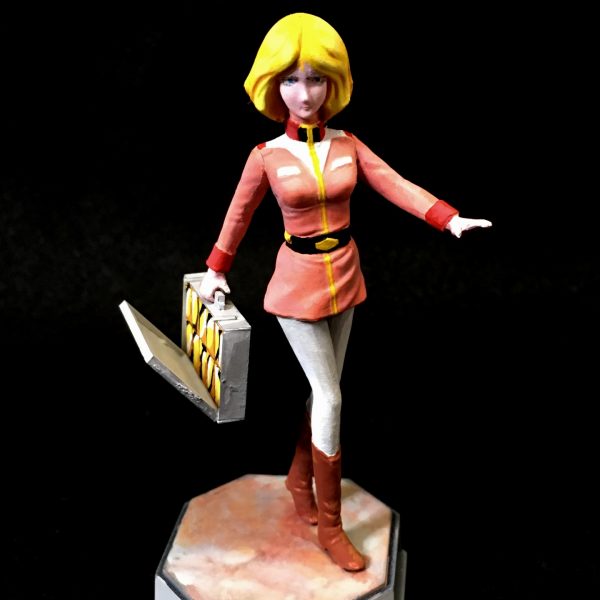 下船するセイラ