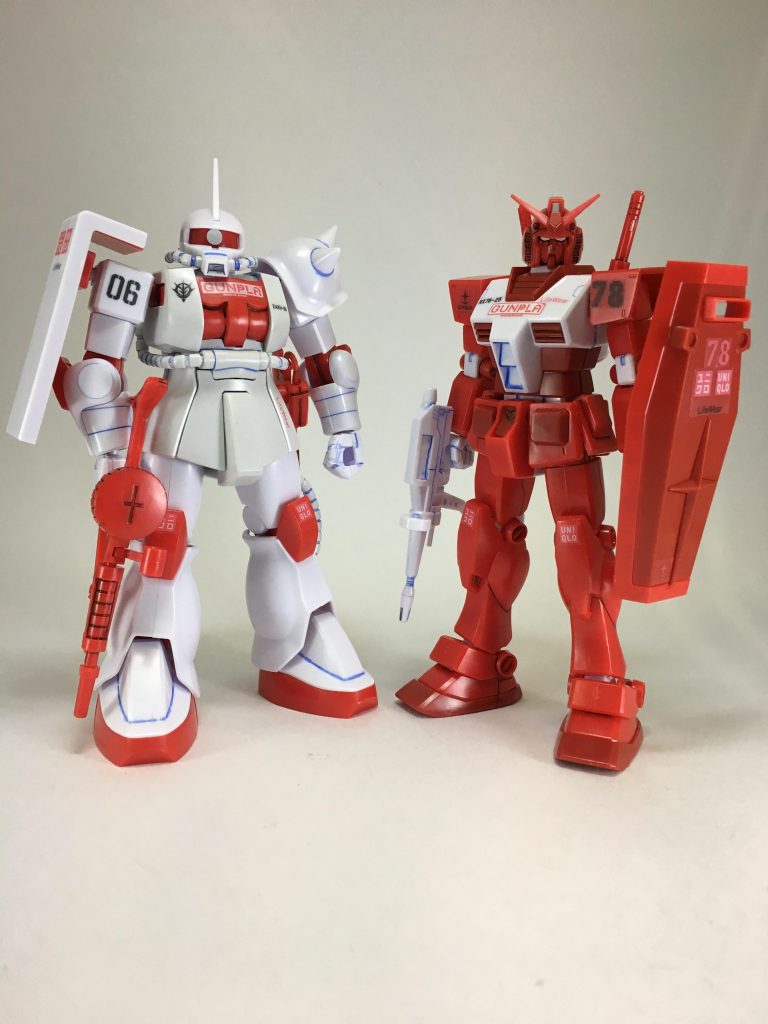 そういえば、このガンダムとシャアザクのHGUCキットを組むの初めてでした。