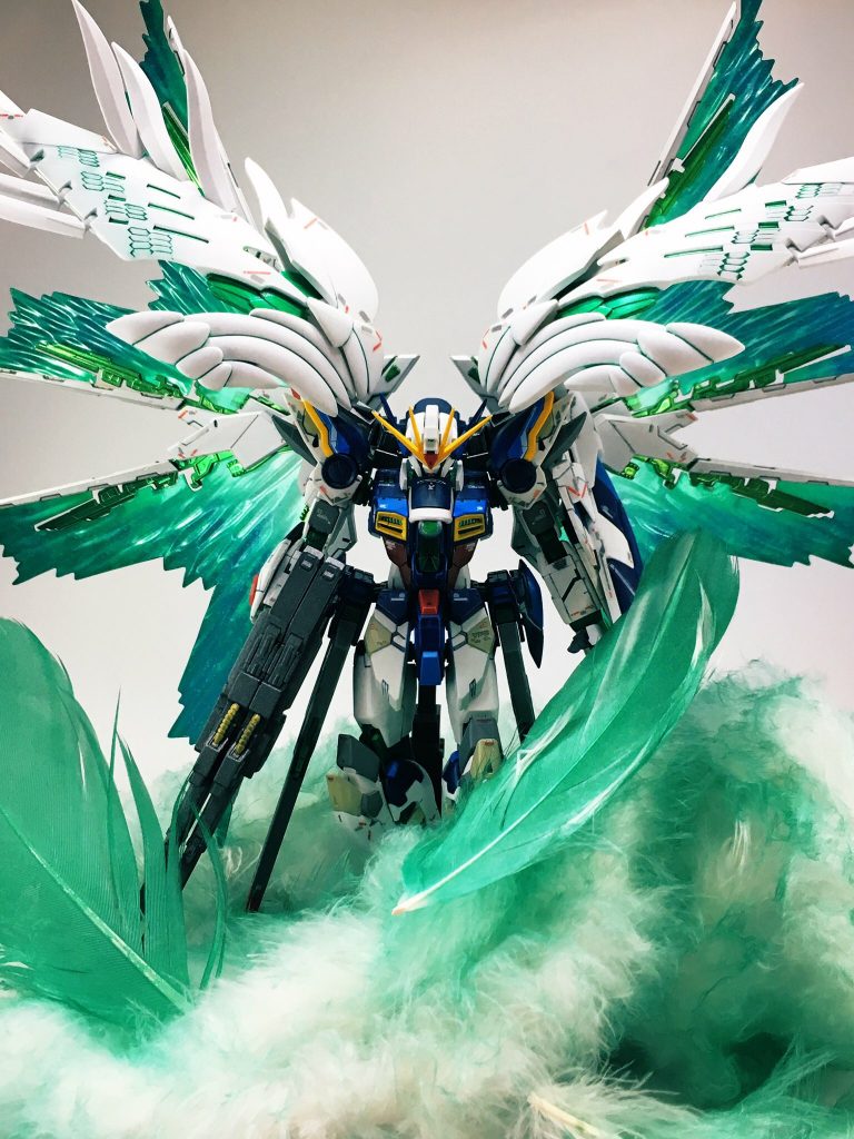 ZEROサイコウィンド
ZEROモード最大稼働時にサイコシフト装甲と共鳴する事で周囲に羽の様なサイコフィールドを形成する←
使用したのはオリジナルセラフィムフェザー(猫じゃらしの羽)