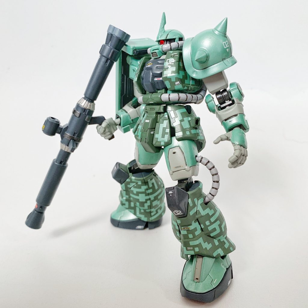 塗装したハイパーバズーカを持たせて、軽くポージング2