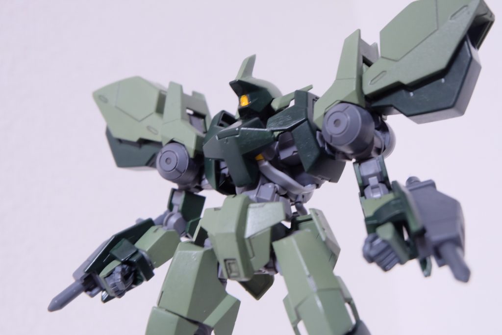 カラーリングは通常のグレイズ と合わせています。