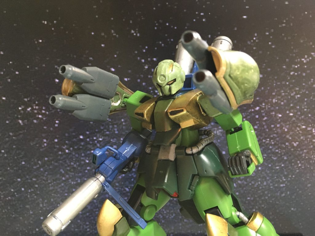 連装バニッシュキャノン。元はレーザーらしいがMSはレーザーをあまり使わないので名前はキャノンに。