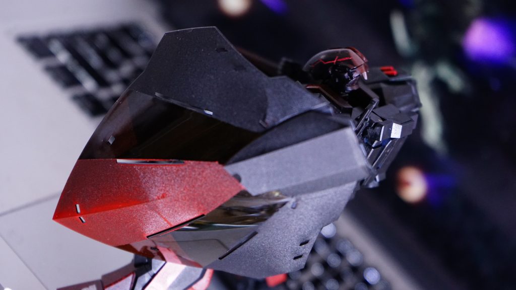 アンブレラ専用
ライオットシールド
高度の耐衝撃性を備えた