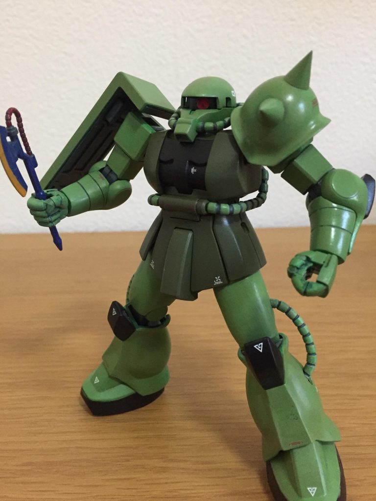 中途半端な改造のせいで可動が死にました。見た目重視。