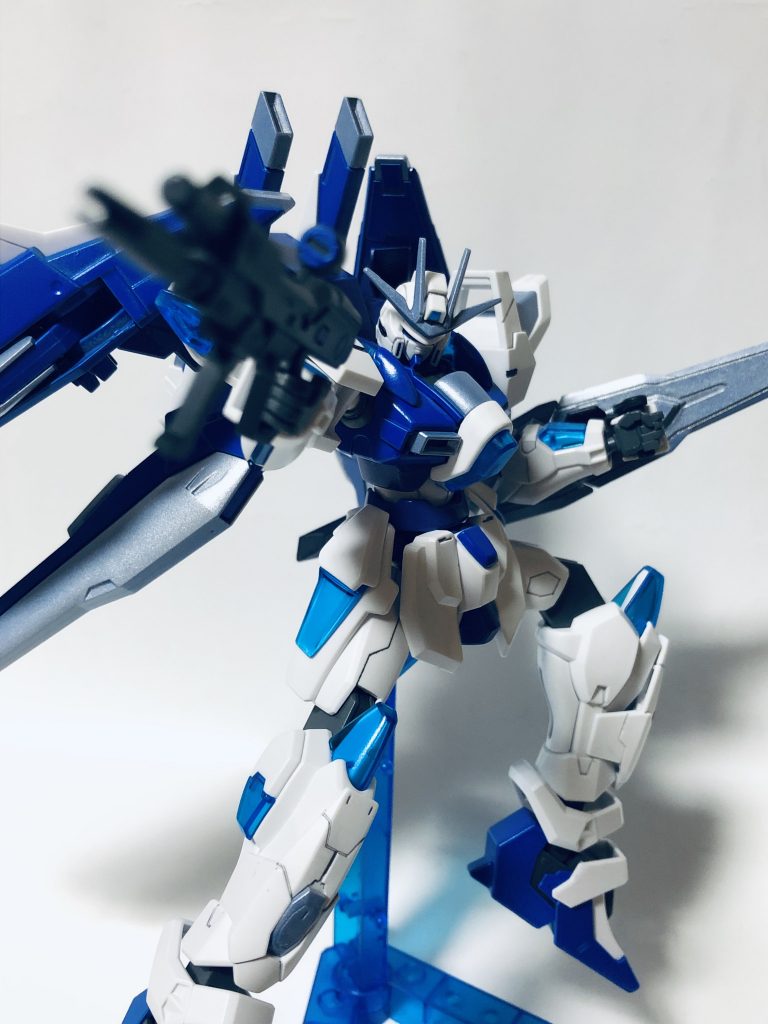 ポージングです。
まずはビームライフルから
ビームライフルはインパルスのを使用しています。