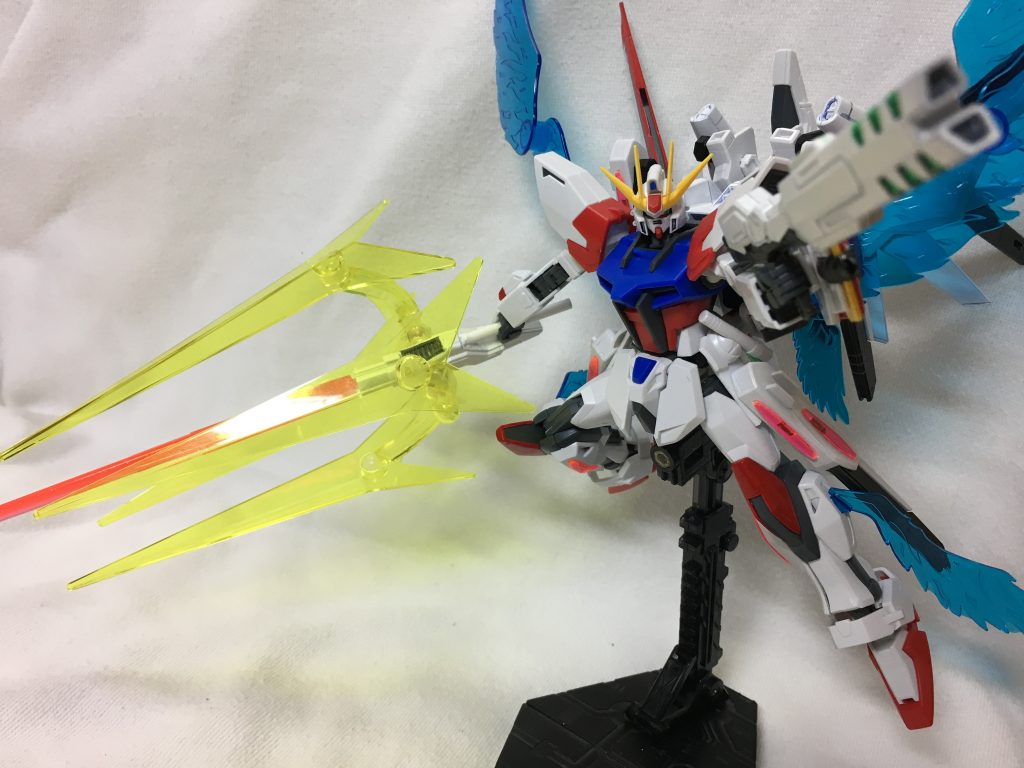 ほんとはもっと細部の塗装をこだわりたかったのですが、いろいろ忙しくてとりあえずコンテストに間に合わせようと完成させました笑笑
よろしくお願いします！

それでは
ありがとうごさいましたー