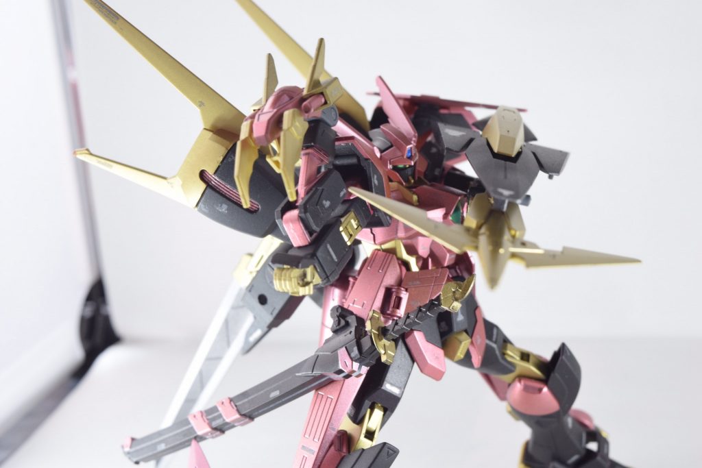 主に装備は
刀
大剣
クナイ×2
シールドランス
ドラゴンハング
名前通りに斬撃系の武器でまとめました。