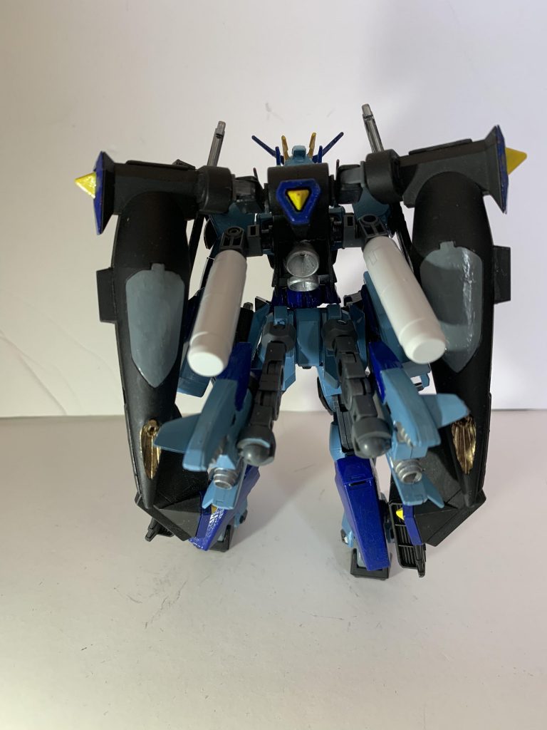 チェルミナートルが元ネタなので跳躍ユニットを装備。インパルスアルクから腰の武装とプロペラントタンクを拝借。