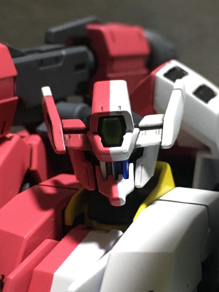 顔のアップ。口元のマスキングがとにかく大変でした。