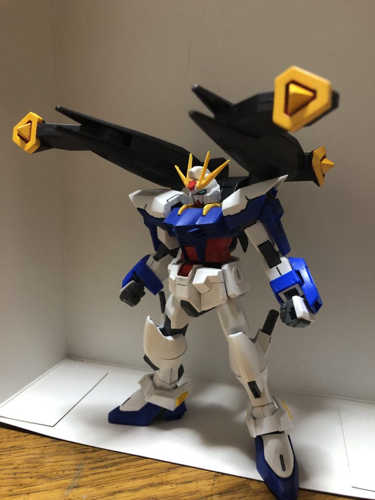 ビームキャノン発車状態にしてアルミューレ・リュミエール展開状態
展開して無敵モード!エネルギーめっちゃ食うのでNジャマーキャンセラーが欲しい!