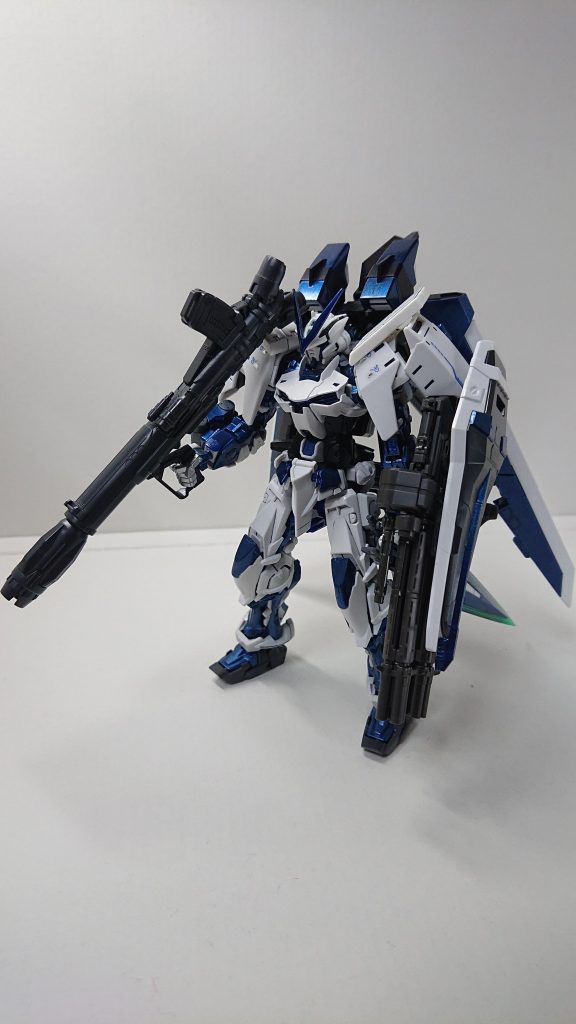 【最終案】
アストレイといったら実弾武装だね!ってことでM68キャットゥスと実体剣を追加しました。