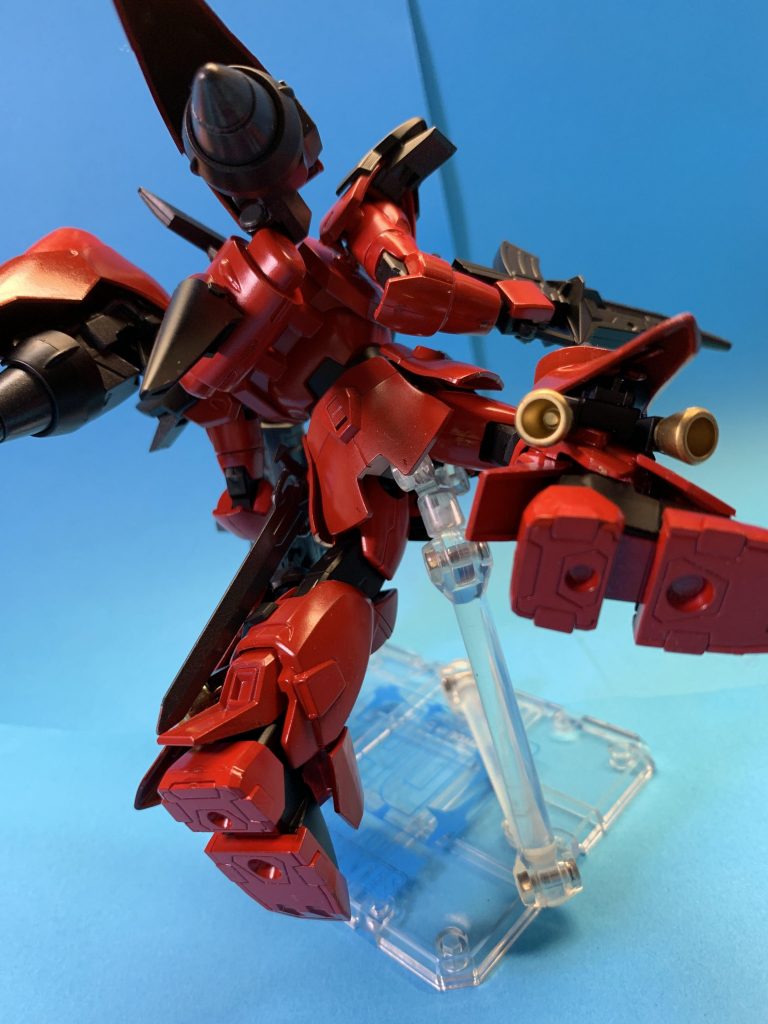 スラスター噴射！高機動型は背面見るのがたまらないですね。