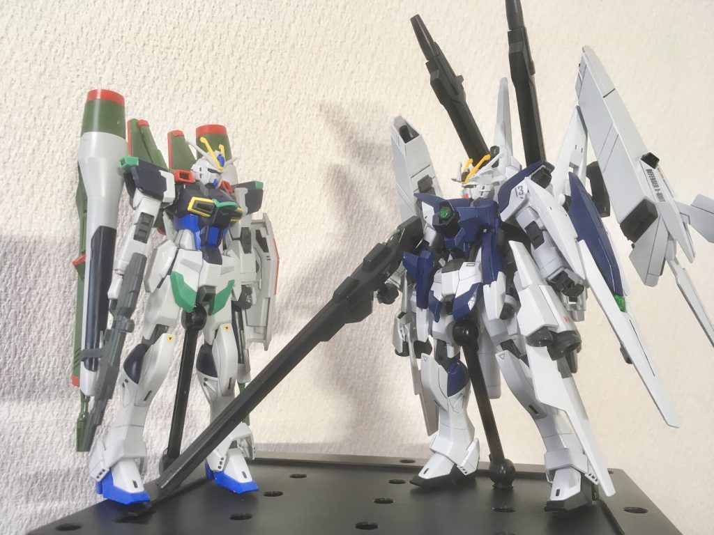 オマケSEEDコンで何を作ろうか色々悩んでて他のガンプラでいこうと思ってたんですが、ヨドカメのガンプラコーナーでリゼルC型ディフェンサーbユニットとインパルスとGアルケインを見てビビッとアイデアが湧いて1つにまとめちゃいました。ブラストインパルスと並べてみるとやっぱりゴツ盛り装備だなぁと思う。