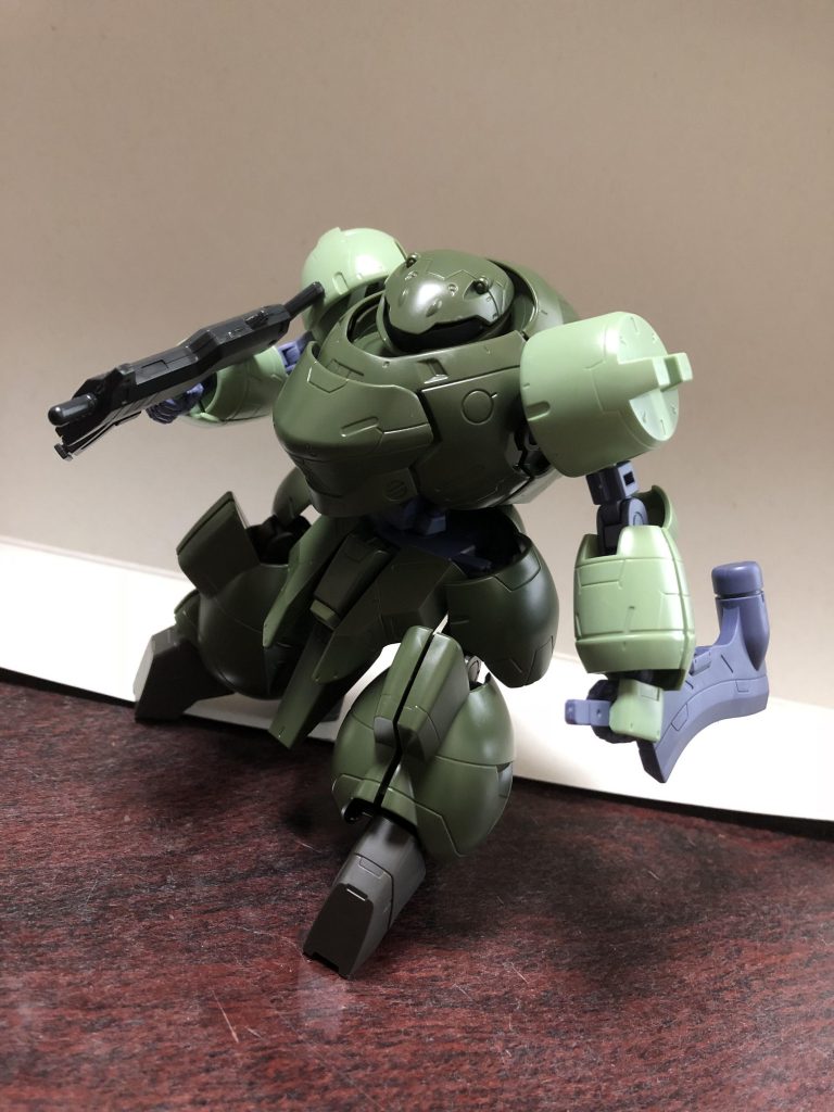 塗装前。合わせ目は全てそのままに。