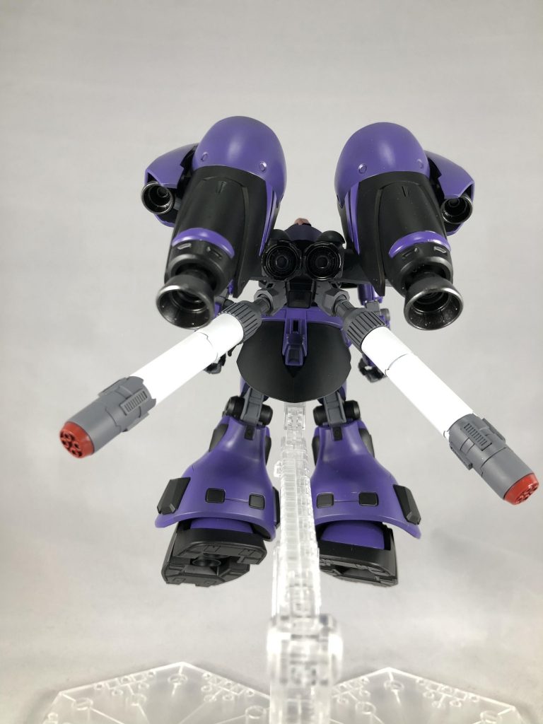 背面。
コトブキヤのプロペラントタンク背負わせてます。追加っぽくするために色を合わせませんでした。