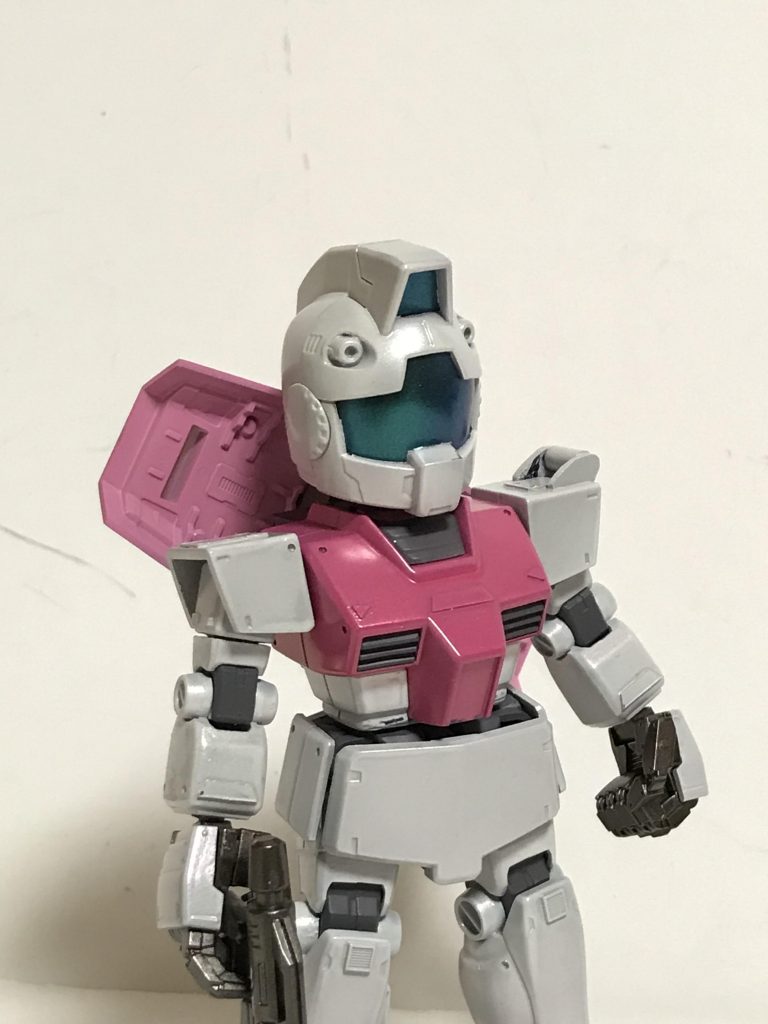 カメラ（顔）は、ガイアのクリスタル ターコイズグリーン、お気な光沢。