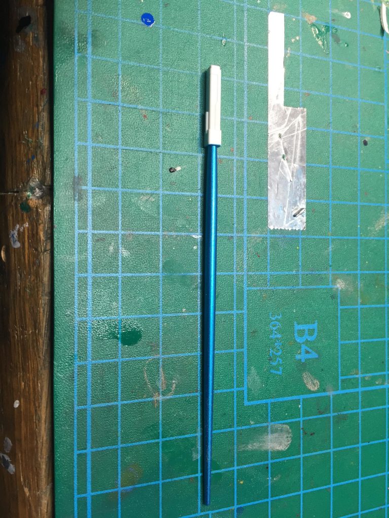 ビームサーベルもガンダムマーカーエアブラシにて塗装