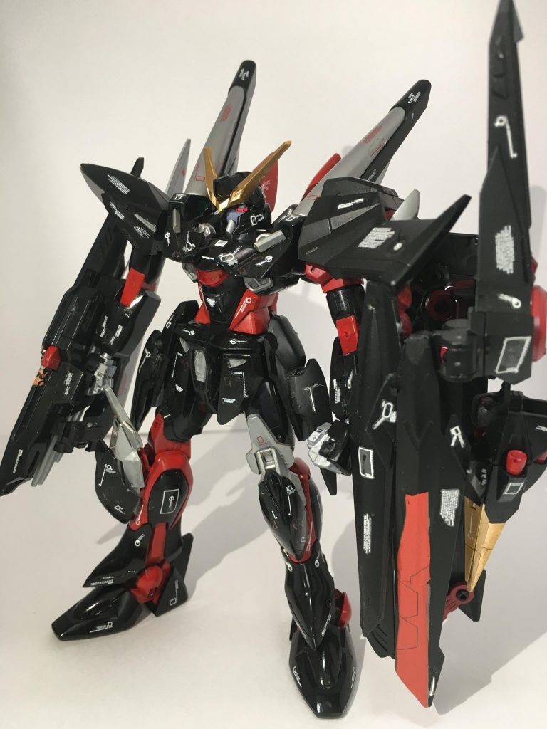 ノーネイムライフルはシールドの役割も担っています。