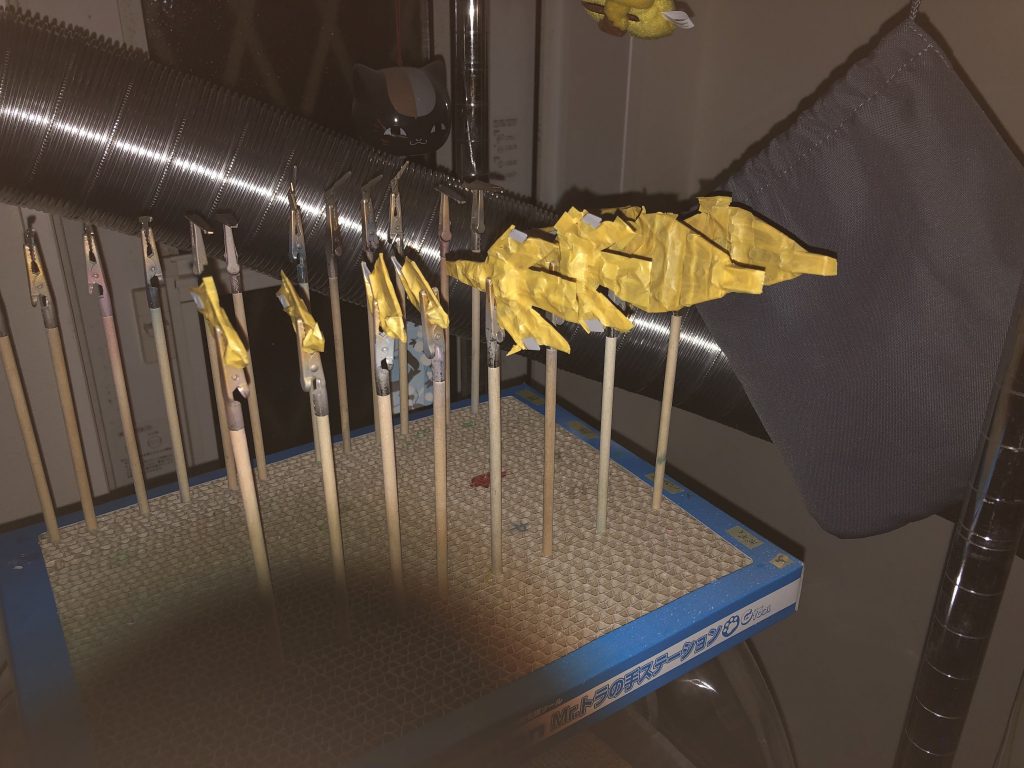 アームドアーマーのグレーのマスキングが面倒かったです、まる