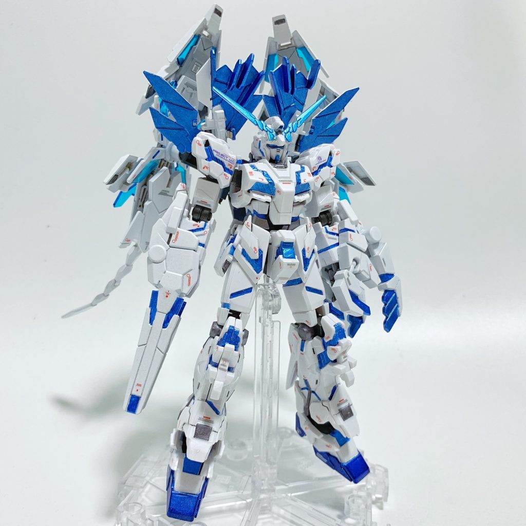 素立ち3・右斜め45度