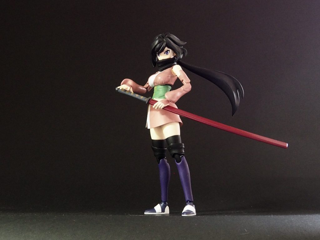 コトブキヤ ウェポンユニット 日本刀を使用しています。