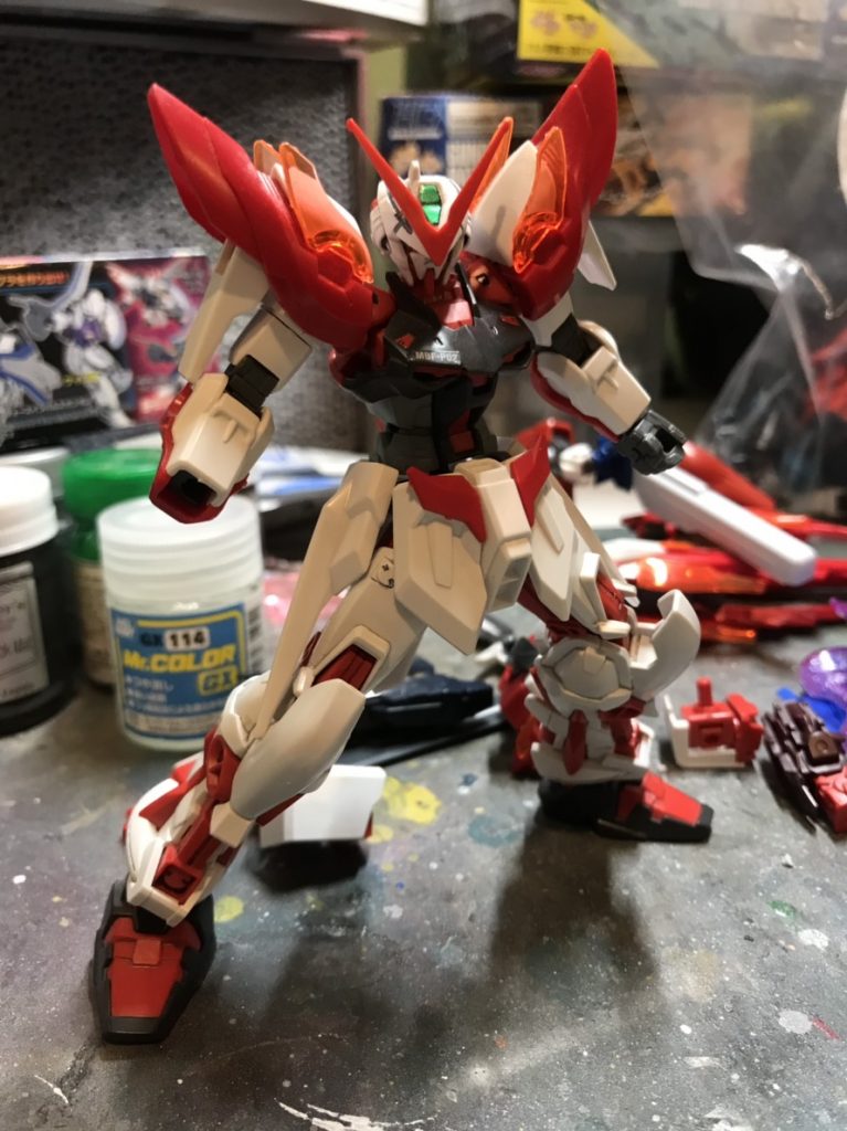 きっかけは別作品作ってる時に有り合わせのパーツ合わせてたら偶然出来たこの状態がスタートでした。