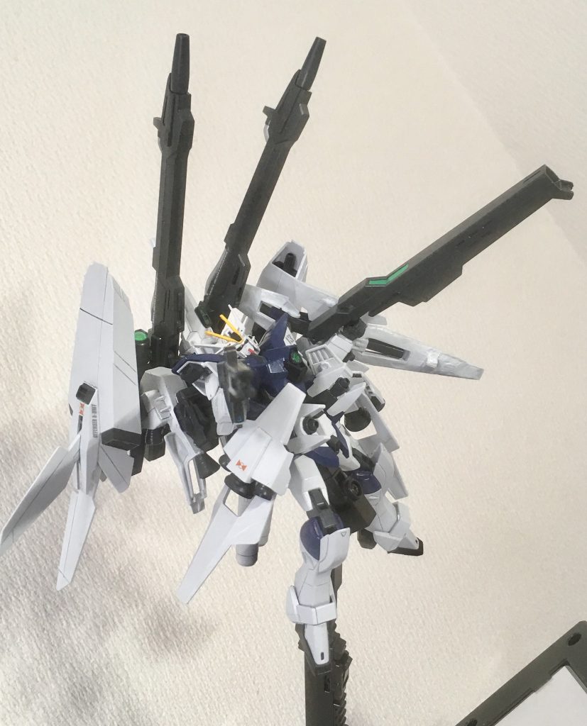 メサイア攻防戦での最終決戦仕様のライジングインパルス改この高機動オプションと高火力装備はこれ迄のザフトのMS開発で得たノウハウの全てを盛り込んだことで、ZGMF-X42Sデスティニーとは異なった開発の集大成とも言える。このシルエットの型式は13番目のシルエットとして『ν (ニュー)』を冠している。