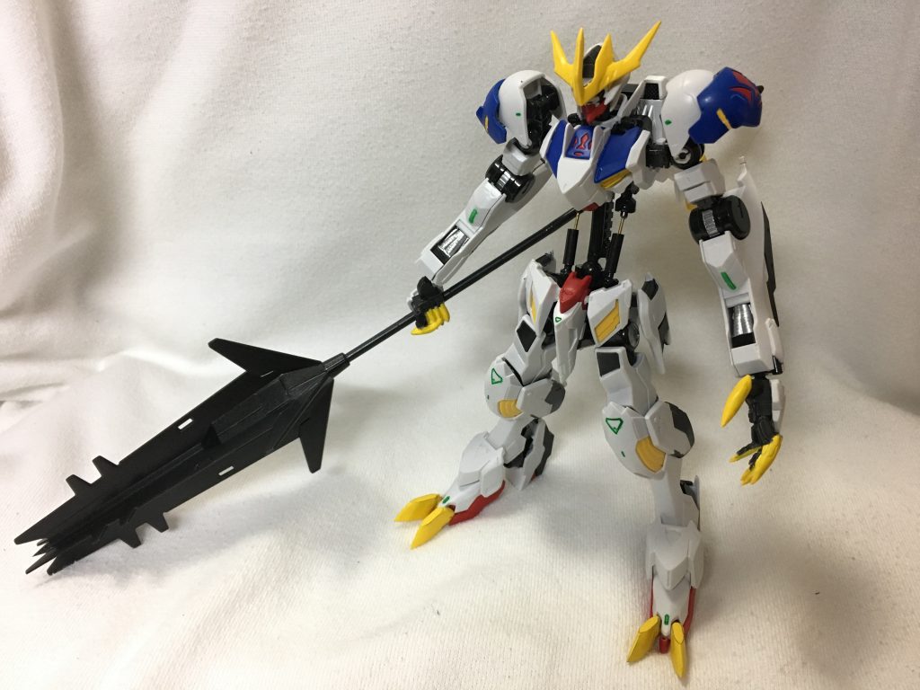 標準装備
超大型メイス改

とくにこれといった改造はしていないのですが、槌と柄の長さの比率を初代メイスと同じにしてみました
それと先端をMSGのドリルに替えてみました