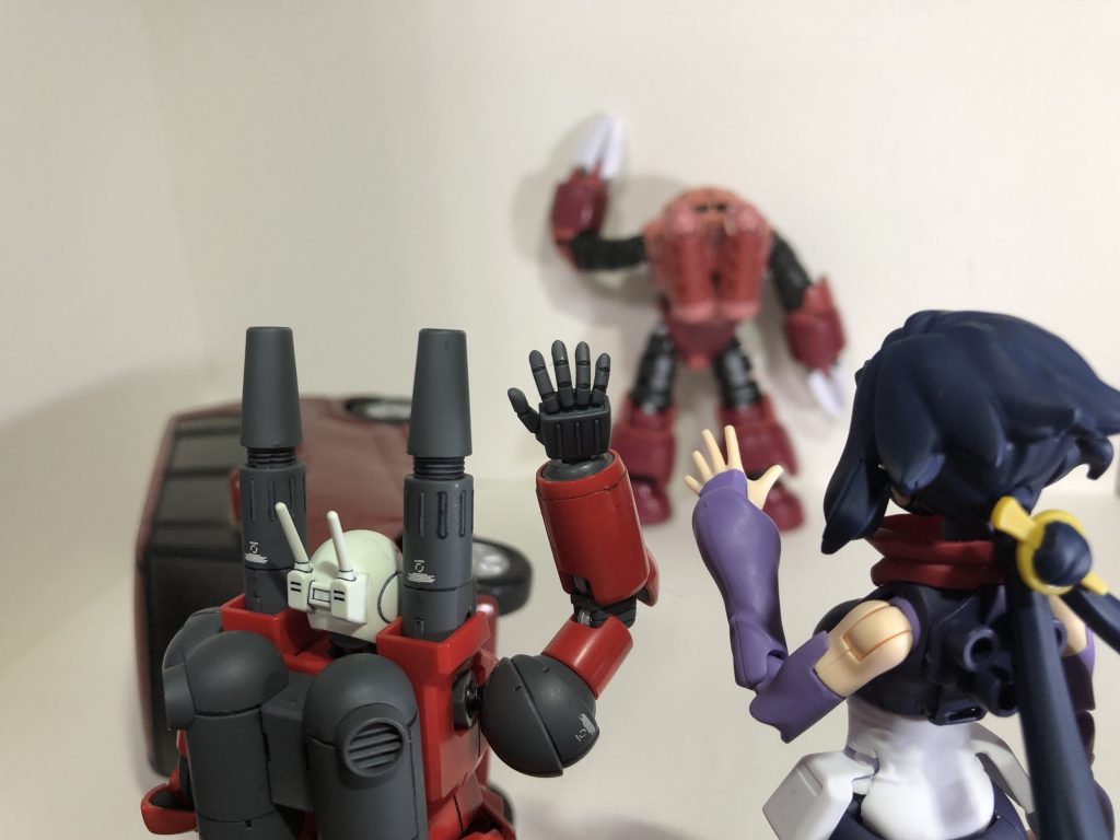 「交通安全員のズゴックさん」–5枚目/制作者：石の湯