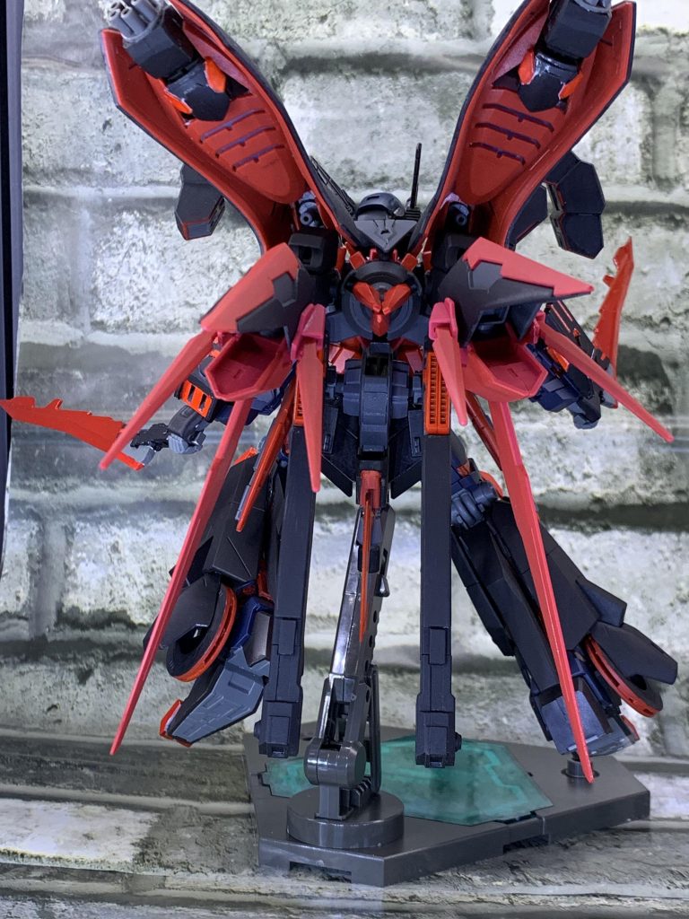 バインダーに内蔵されたスラスターを利用しての高起動モードへ