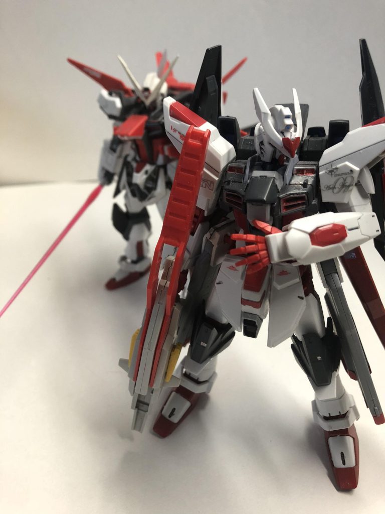 前作ストライクアーヴェインの後継機として制作された本機は近接、射撃、機動力どれもこなせるオールラウンダーとしての能力を受け継ぎながらさらに洗練された機体とも言える。

使用キット
アメイジングストライクフリーダム
ダブルオーダイバーエース
ダブルオースカイ
アストレイノーネイム