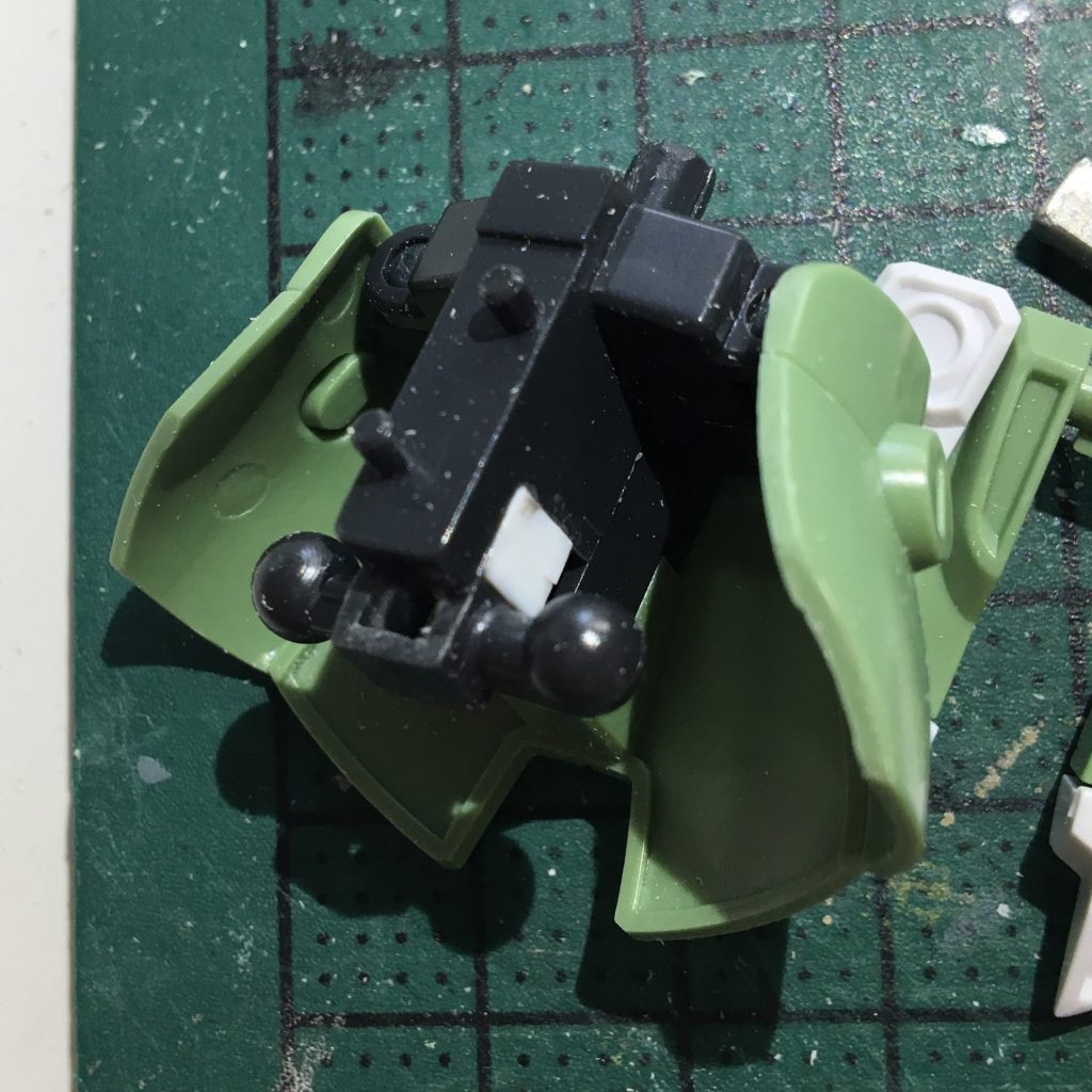 最終的に股関節は下3mm前2mm移動。これで立ち姿はかなり良くなりました。