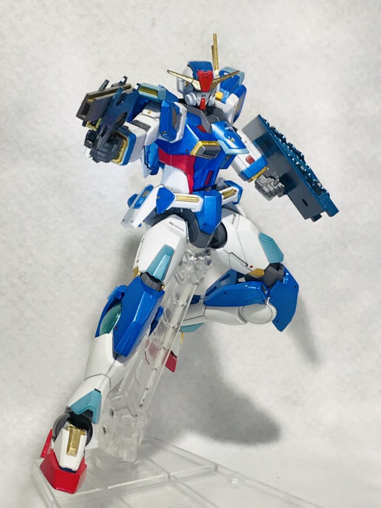 ## 〜BCウェポン性能検証結果〜
*BCマグナム*
A.B.C.ガンダムの基本武装。ライフルよりも射程は短くなるものの、取り回しがよく2発同時に発射する為、中距離での威力は高い。