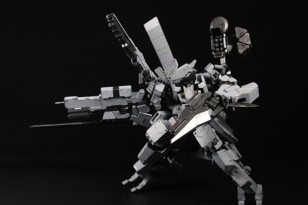 貫通力の高いライフル
ナノラミネートアーマが剥離した面を貫く