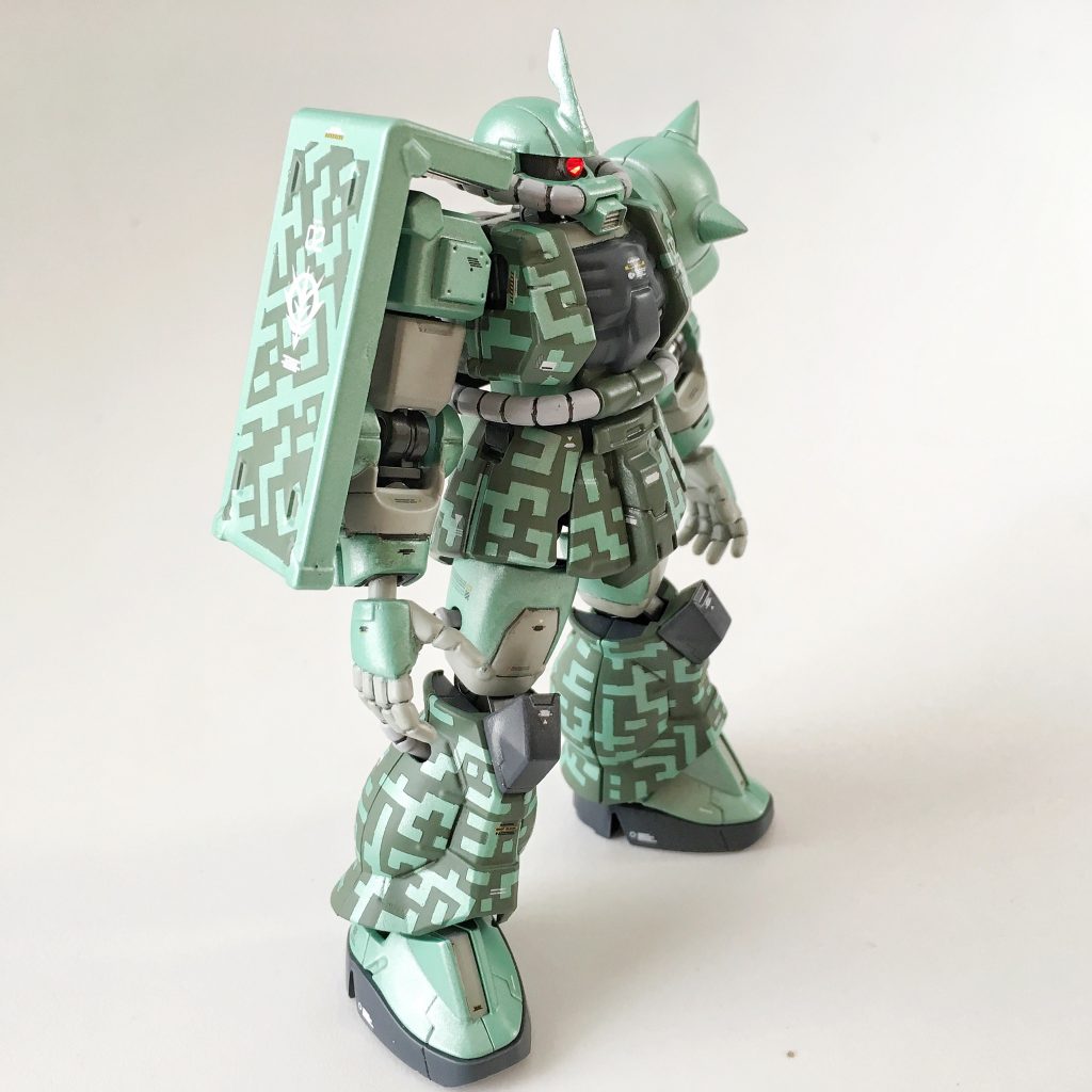 素立ち・右斜め45度