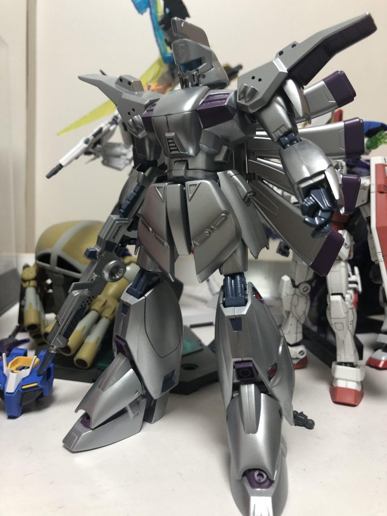 このまま塗装、素組してデカールを貼り完成！