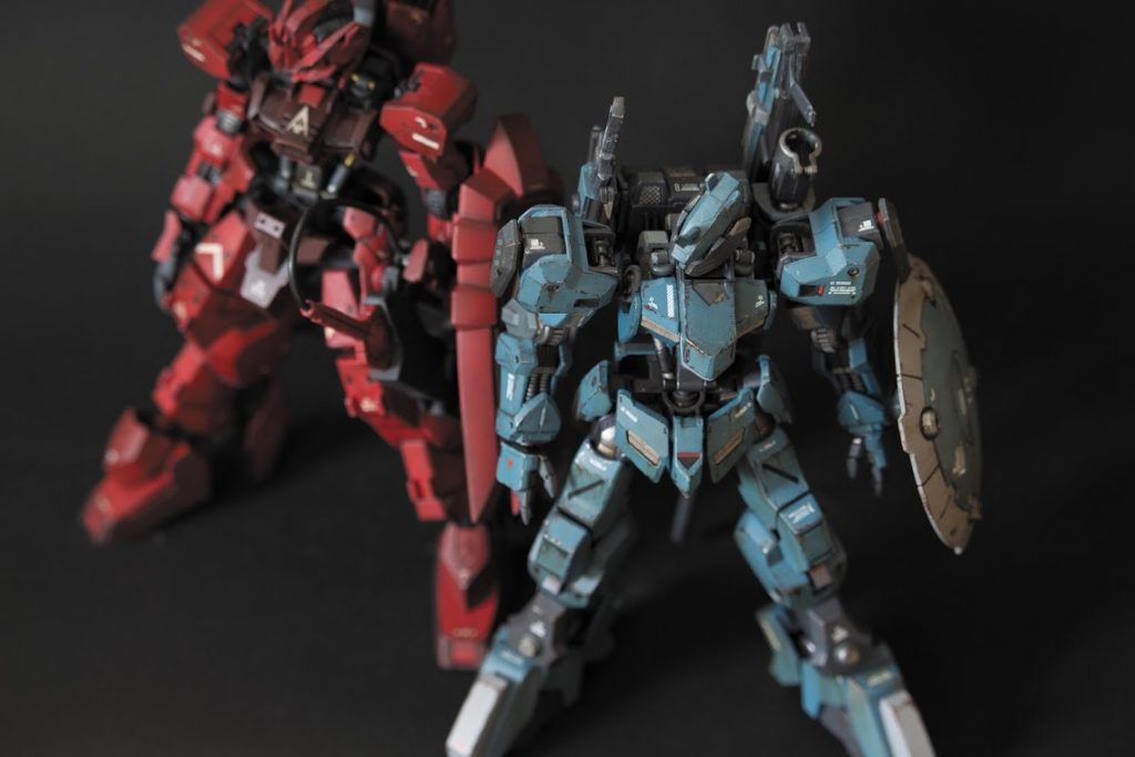 アスタロト作った時の余ったパーツで作った感じなんで兄弟機みたいなもんですね。