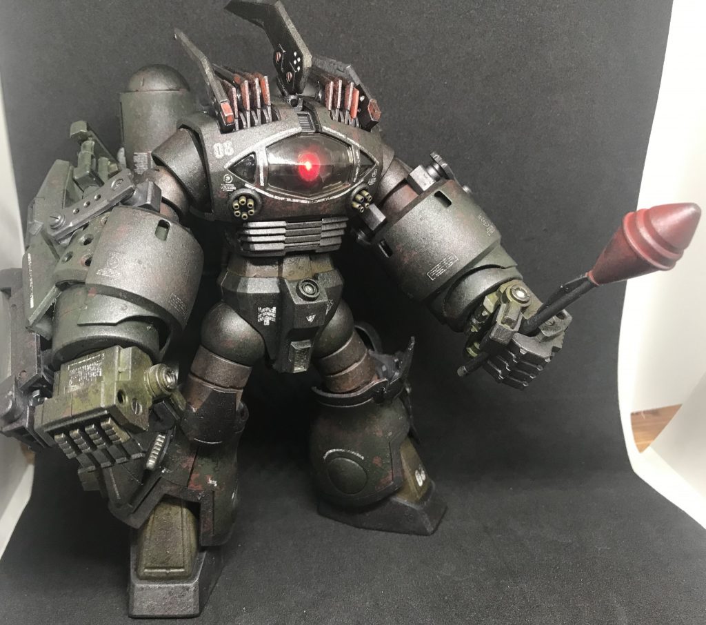 塗装はオキサイドレッドサフ下地にダークグリーン、ダークアース、オリーブグリーンで塗装、塩ケープ剥がし、スポンジチッピングでウェザリングしています。