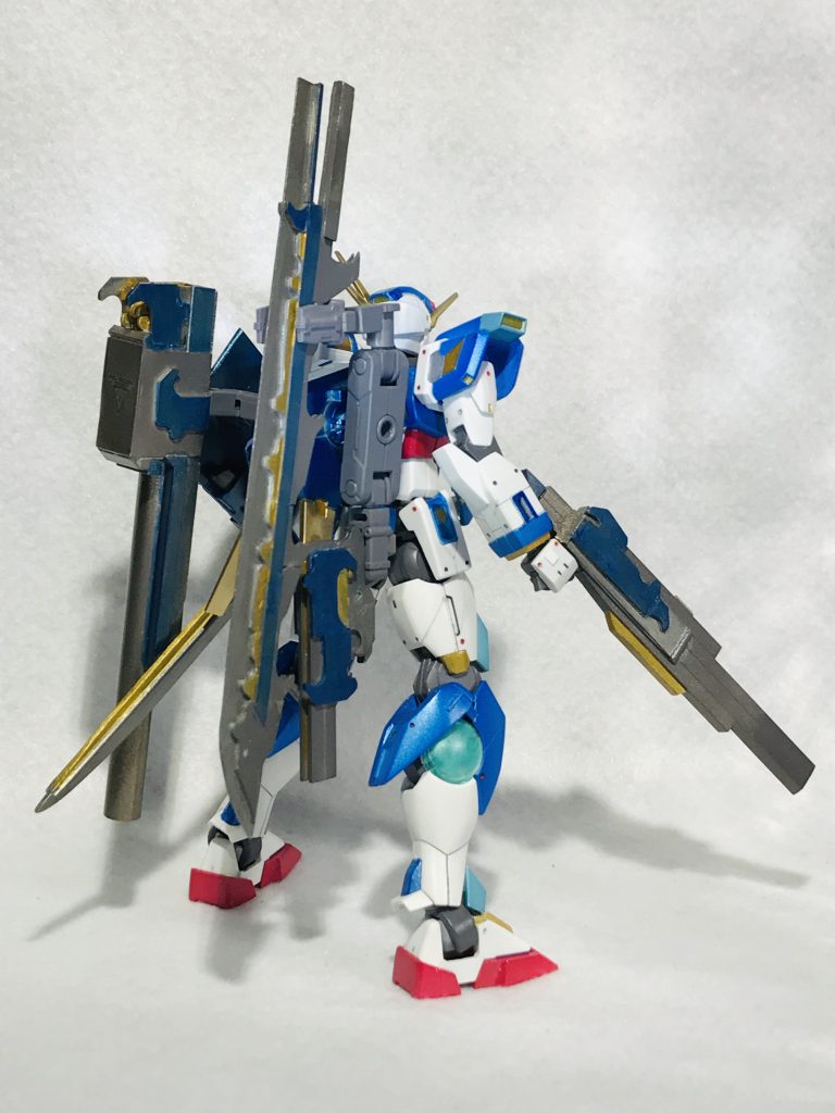 また、ウェポンラックを兼ねたBCブースターを装備する事で全てのBCウェポンを装備する事も可能となっている。