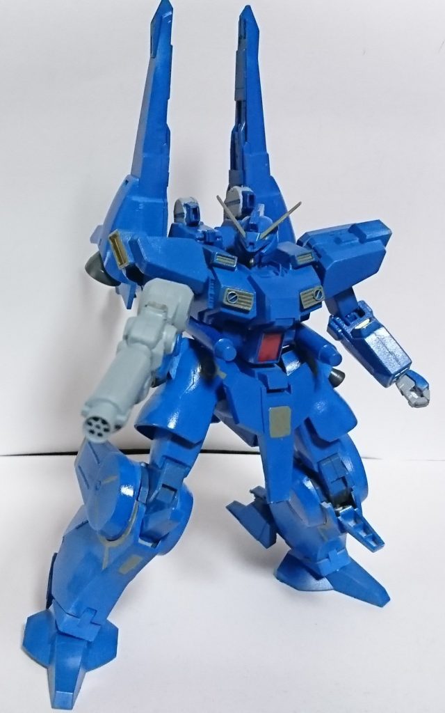 量産型ガンダムマーク5–3枚目/制作者：アレス