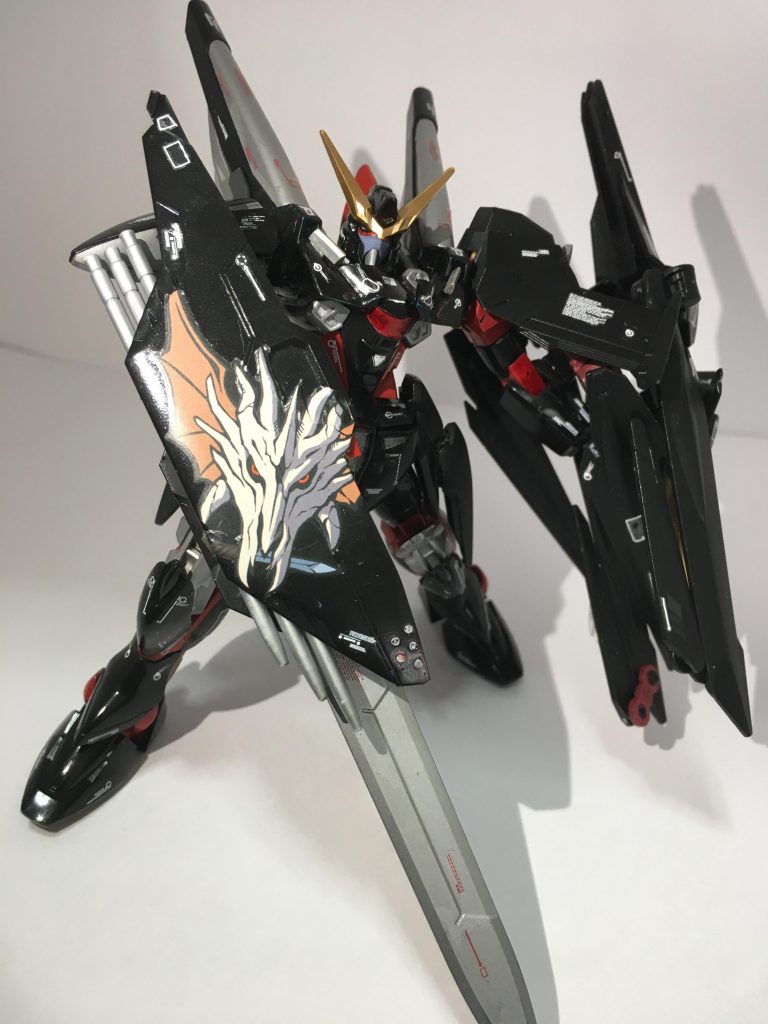 トリケロスのシールド部分に何かマーキングしたかったのでマクロスから拝借。