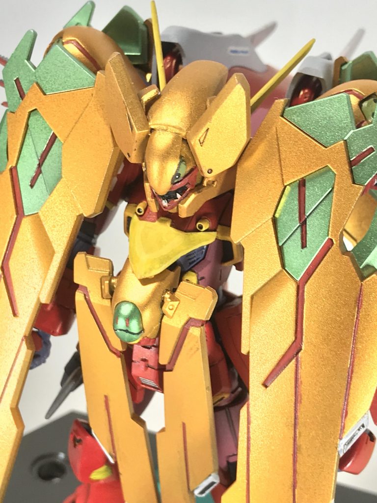 「ブサイクな仮面を着けていたらしい！」