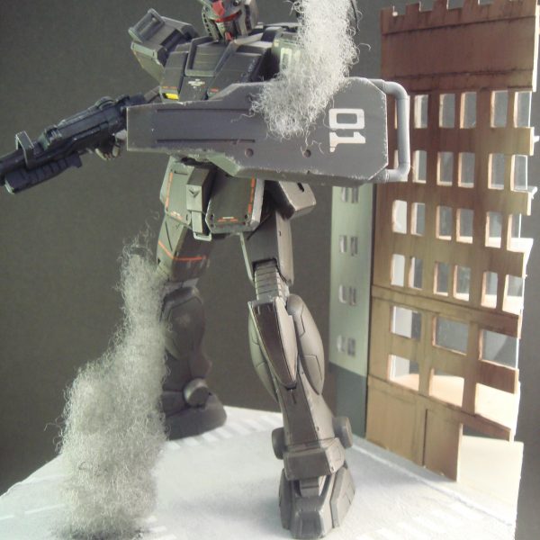 局地型ガンダム 市街地戦闘