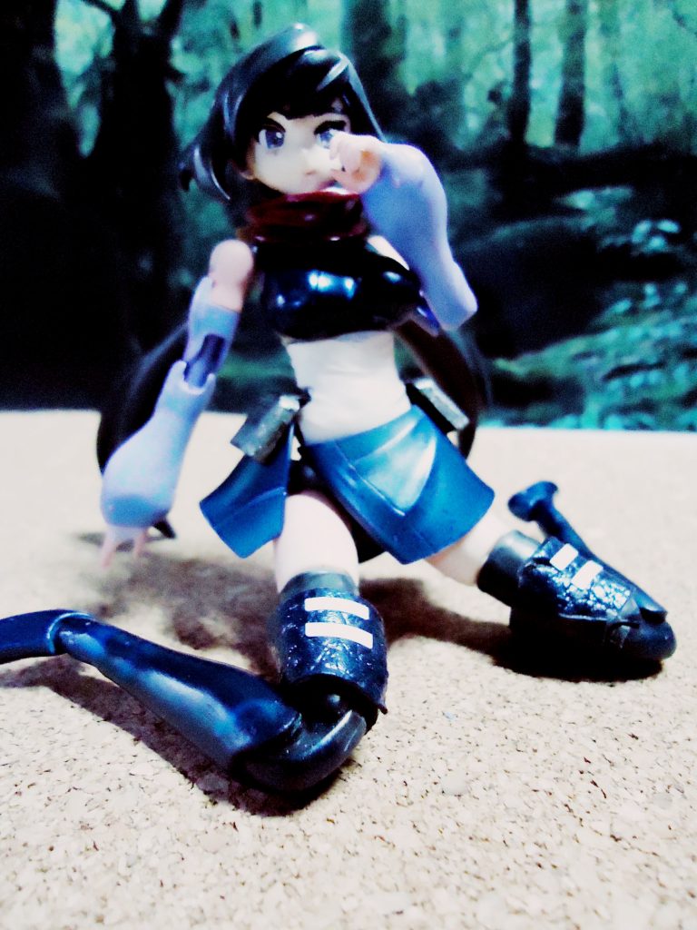 ペッタンコ座りも出来ます!キットのパーツを外せばさらに自然にツルペタになります(笑)