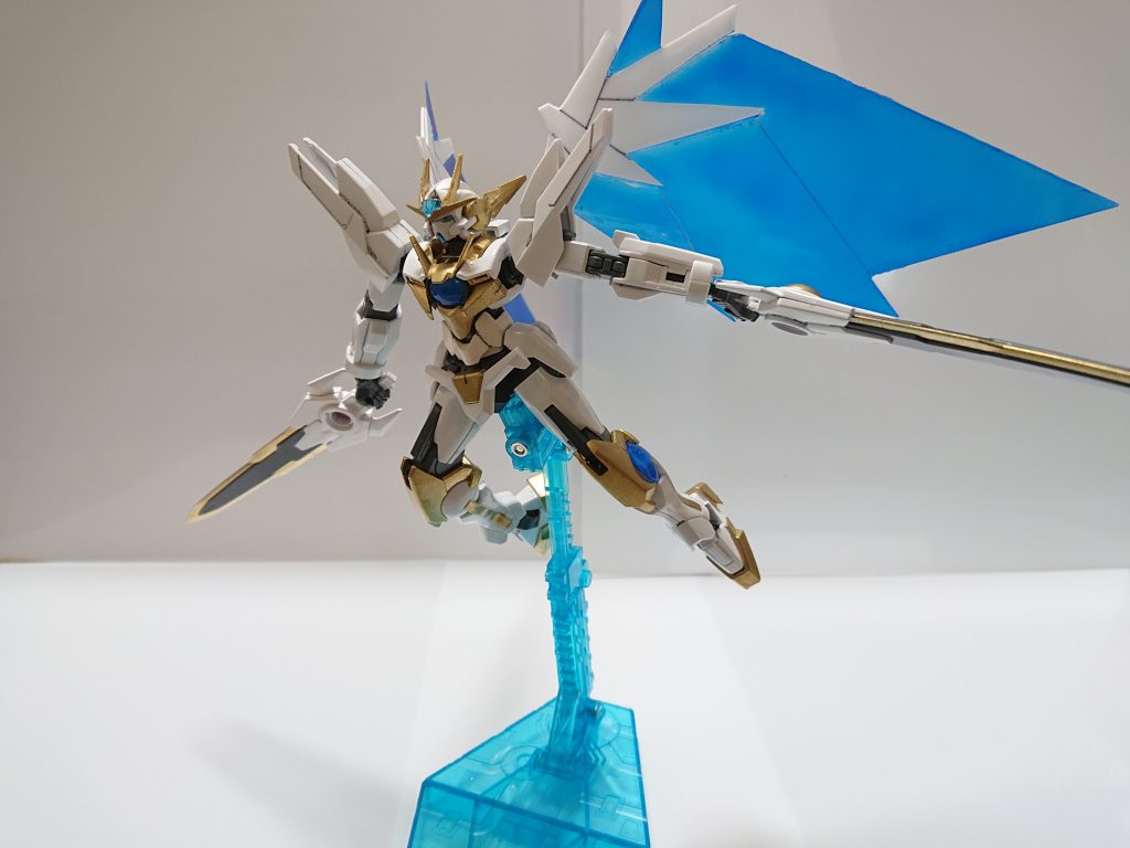 翼の大きさはちょうど良かったかも。次はもっとかっこよく、キレイに作ってあげたいところ。