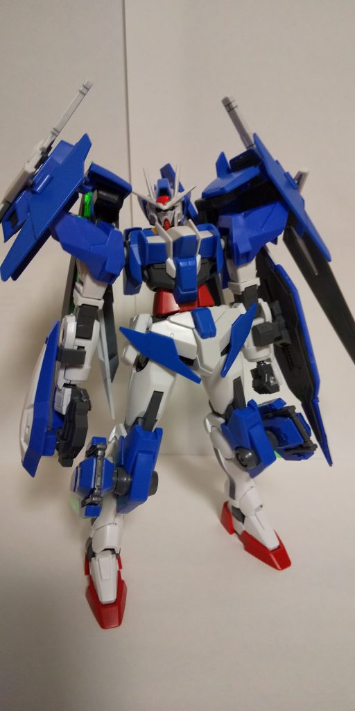 パーツは、頭が、ダブルオーダイバー、腕は、エクシアリペア２、胸部は、ダブルオーダイバー、バックパックはダブルオーダイバーエース、腰はダブルオースカイ、脚は、ダブルオーセブンソードGです。