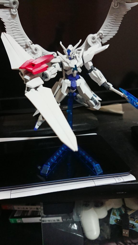 実体武器としても使用可。