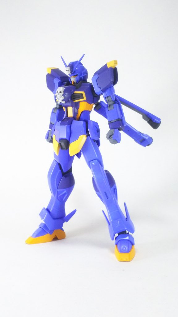 インパルスを素体にクロスボーンの額・背中・腕・腰サイドアーマー・足首・武装をミキシングしています。